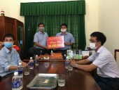 Bù Đăng: Doanh nghiệp điều tại xã Đức Liễu ủng hộ 70 triệu đồng phòng chống Covid-19 tại xã Đức Liễu.