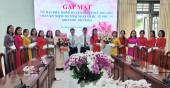 Lãnh đạo Huyện Bù Đăng gặp mặt, chúc mừng các nữ đại biểu HĐND huyện.