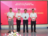 66 quần chúng ưu tú được bồi dưỡng nhận thức về Đảng