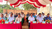 Bù Đăng: trao tặng thêm 13 căn nhà trong “Chương trình xoá nhà tạm, nhà dột nát”
