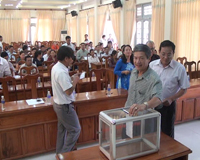 Huyện Bù Đăng xây tặng 28 căn nhà đại đoàn kết, nhà tình thương cho hộ nghèo.