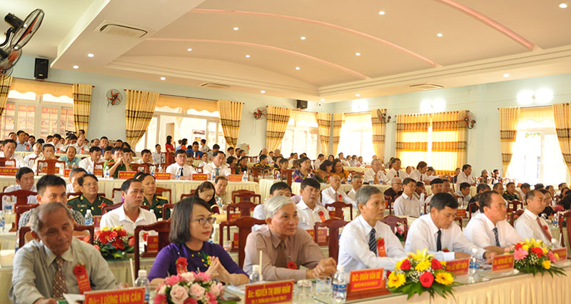 Bù Đăng kỷ niệm 44 năm ngày giải phóng và 30 năm ngày tái lập huyện.