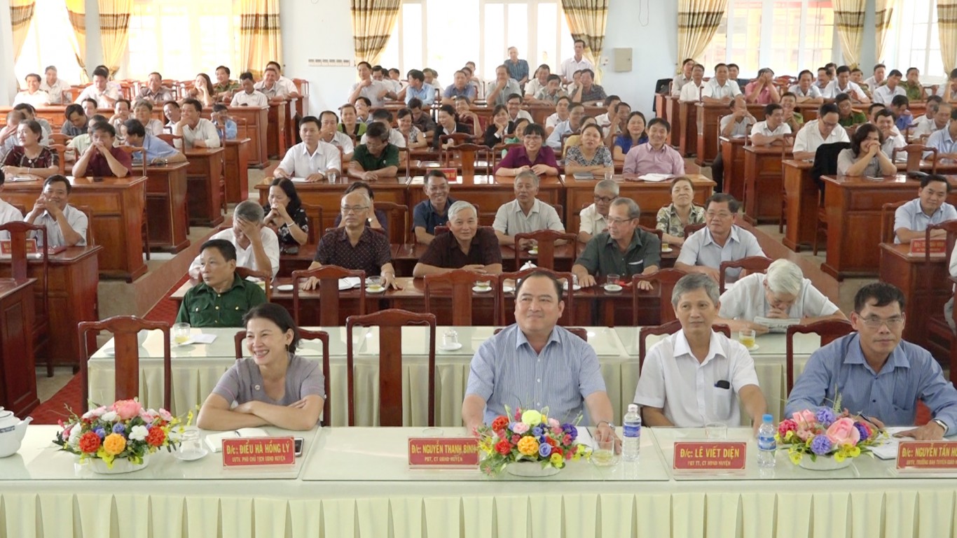 c c i bi u tham gia h i ngh