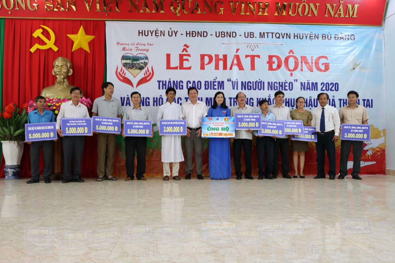 01 BTHD Traotienunghomientrung nguoingheo