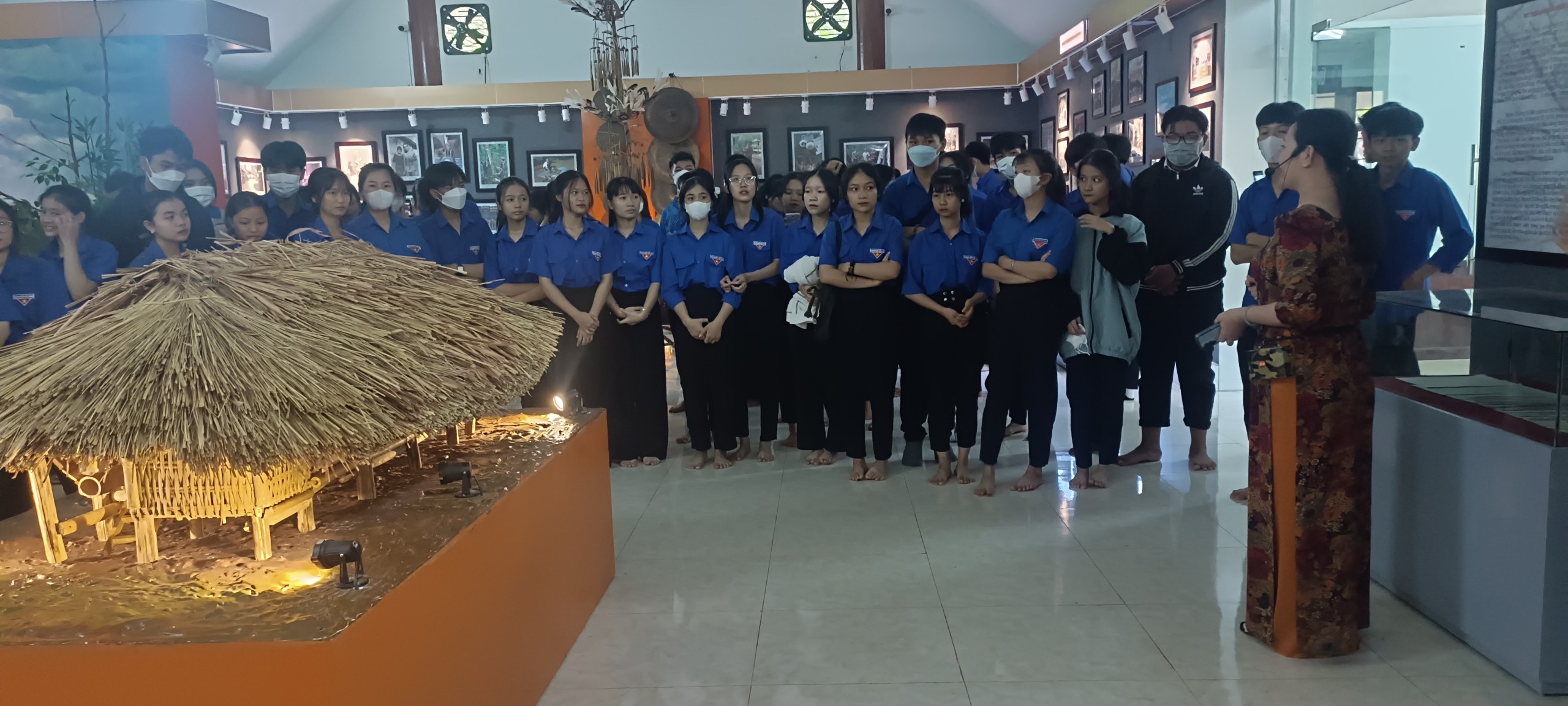 z4212990823317 afd749759821274069c9a3443f3e087a