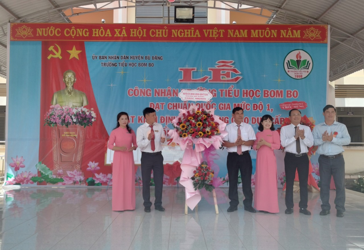 z4370605488118 79b25db60ae34d9def43cda4675cea34