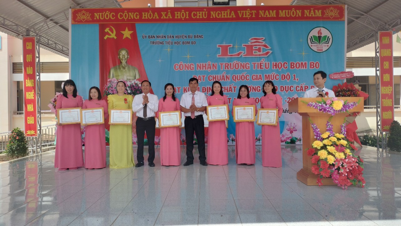 z4370606268100 c201bb015d01f145ffa4ee8a61c30110