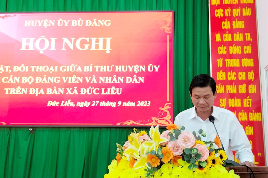 Tỉnh ủy viên – Bí thư huyện ủy Vũ Lương  đã thông tin nhanh về tình hình phát triển kinh tế - chính trị - xã hội – quốc phòng, an ninh 9 tháng đầu năm 2023