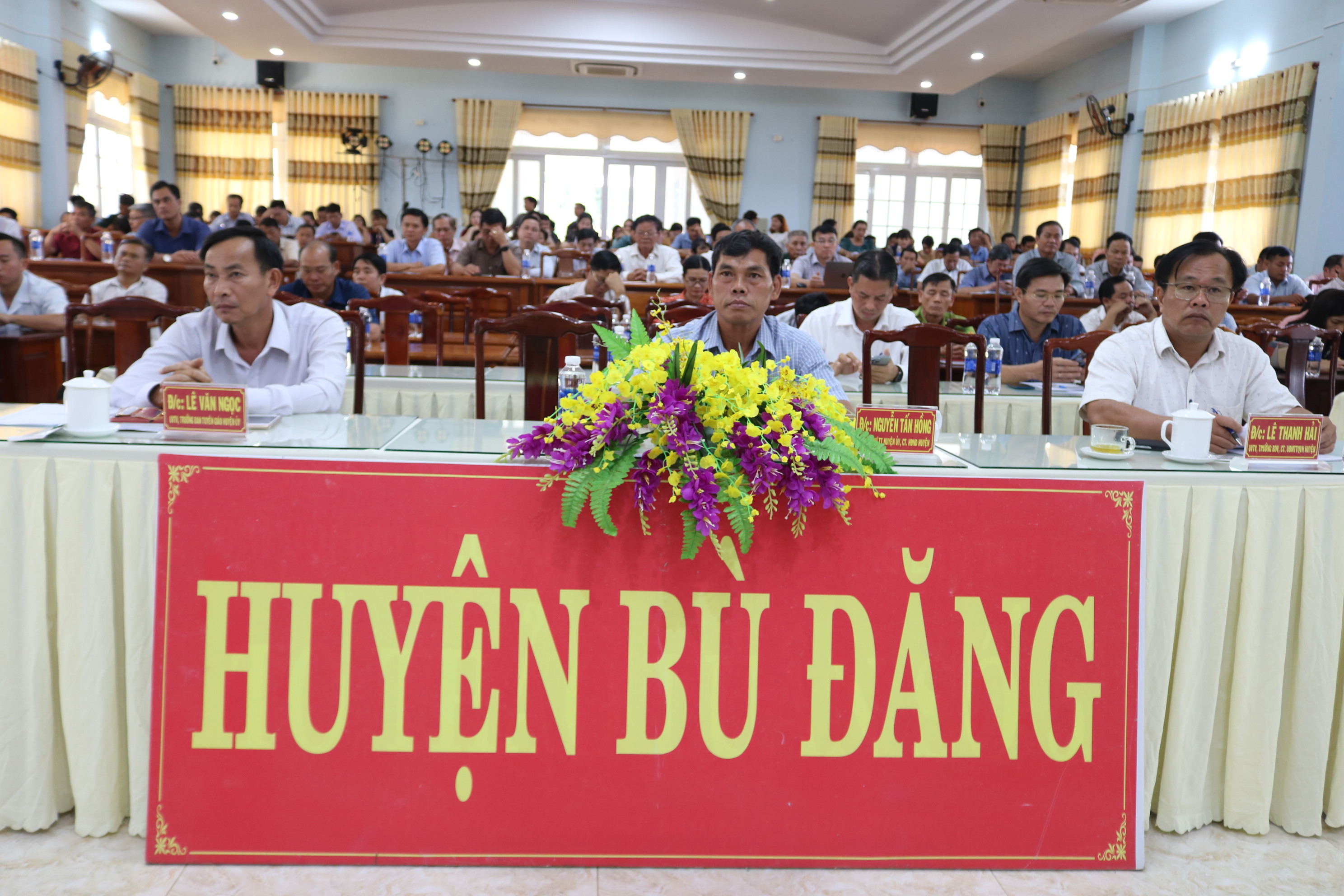 Bù Đăng: Tham dự hội nghị trực tuyến nghiên cứu, triển khai Kết luận 57, ngày 15/6/2023 của Bộ chính trị về tiếp tục nâng cao chất lượng, hiệu quả công tác thông tin đối ngoại trong tình hình mới